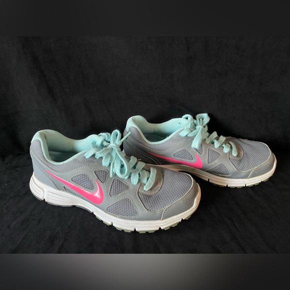Nike Shoes - Nike Running shoes Sz 9